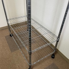 ハンガーラックの画像