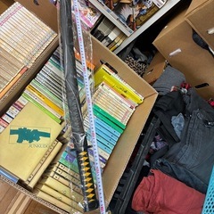 光る　刀の画像