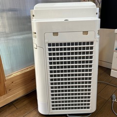 シャープ　空気清浄機　加湿器の画像