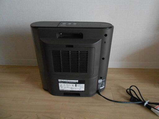 【配送出来ます】高年式 シャープ 加湿セラミックファンヒーター HX-SK12-T プラズマクラスター（近くなら配送も可能です。宅配も