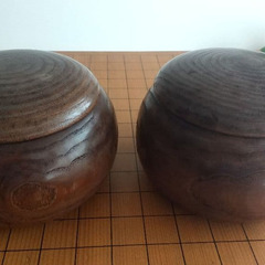 ヴィンテージ　『囲碁盤　脚付き&　碁石』囲碁セット　昭和初期　レトロ　重厚感の画像