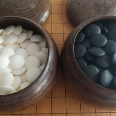 ヴィンテージ　『囲碁盤　脚付き&　碁石』囲碁セット　昭和初期　レトロ　重厚感の画像