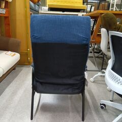 【ジ603】ニトリ　肘付きパイプ高座椅子　（リクライニング可能）の画像