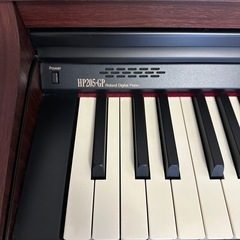 【受け渡し者様決まりました】ローランド　HP205-GP　電子ピアノ　椅子付き　中古の画像
