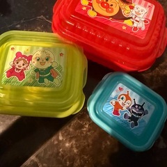 子供お弁当箱の画像