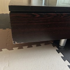 ガラステーブルの画像