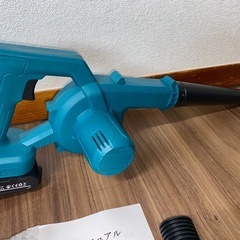 ✨️ ブロワー バッテリー式 バッテリー2個付きの画像