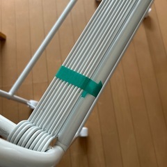 ズボンラックの画像