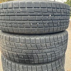 無料　スタッドレス　205/65R16 4本セットの画像