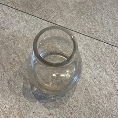 ガラス花瓶　フラワーベースの画像