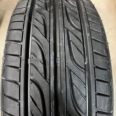 未使用品タイヤの画像