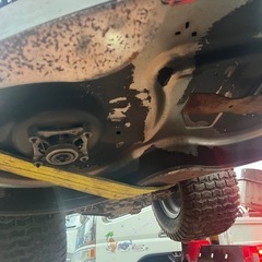 ハスクバーナ　LTH154 Husqvarna ガソリンエンジン　乗用草刈機　芝刈機　乗用芝刈り機　中古品　配送可　現状渡し　引き取り限定の画像