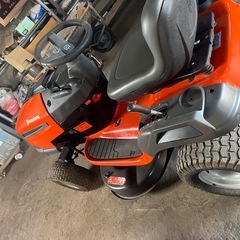 ハスクバーナ　LTH154 Husqvarna ガソリンエンジン　乗用草刈機　芝刈機　乗用芝刈り機　中古品　配送可　現状渡し　引き取り限定の画像