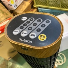 IRIS OHYAMA タワー型扇風機 TWF-C71M ブラックの画像