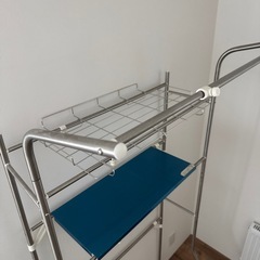ニトリ 伸縮ステンレス洗濯機ラック 現状渡しの画像
