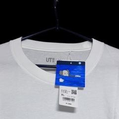 カウズ　ユニクロ　コラボ　Tシャツの画像