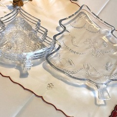 ！取りに来てくれる方！❄︎Xmasパーティーに❄︎【2回使用】ツリー型　ガラス皿（大1枚　小3枚セット）の画像