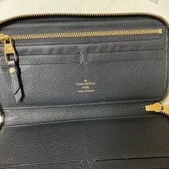 ルイビトンの財布の画像