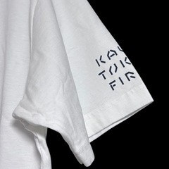 カウズ　ユニクロ　コラボ　Tシャツの画像