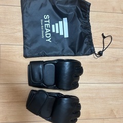 サンドバッグ（自立型・グローブ付き）の画像