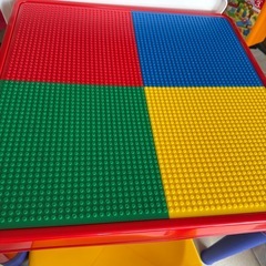 LEGOテーブル
の画像