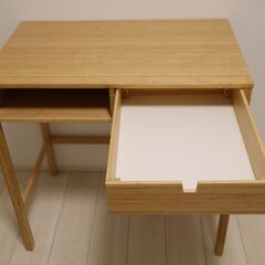 【美品】ドレッサーと鏡（木目調）のセット　２の画像