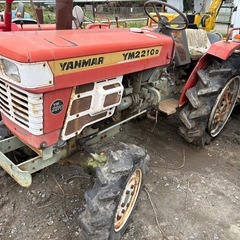 トラクター　4台　ニップロロータリー　1台引き取り可能　陸送可能　値段交渉可能の画像