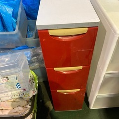 スリムチェストの画像