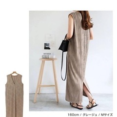 and Mel（アンドミー）　ウェーブプリーツVネックノースリーブワンピース
の画像