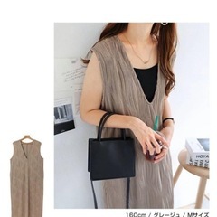 and Mel（アンドミー）　ウェーブプリーツVネックノースリーブワンピース
の画像