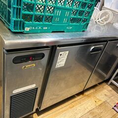 【動作良好】フクシマ工業 業務用テーブル型冷蔵庫／コールドテーブル／飲食店・カフェ・仕込み用に！の画像