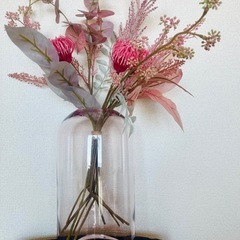 【IKEA】フラワーベースと造花の画像