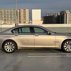 低走行！BMW 740i プラスパッケージの画像