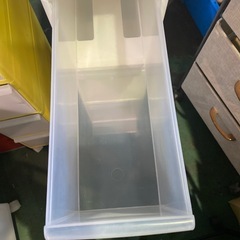 ストッカー四段の画像