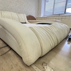 ワイドダブルベッド マットレス付きの画像