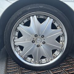 神奈川【自社ローン】保証人無可★全国対応★エルグランド【250ハイウェイスターアーバンクロム】車検2年付/社外20インチAW/Bluetooth/両側パワスラ/フリップダウンモニター/8インチALPINEナビ/走行中TV可/パワーバックドア/Fエアロ/後席オットマン/ETCの画像