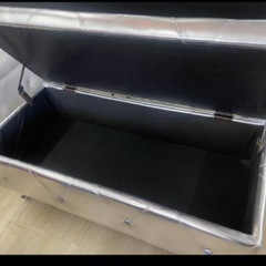 収納ボックス付きベンチソファの画像