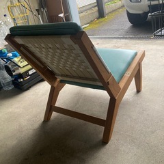 ハンドメイドチェアの画像