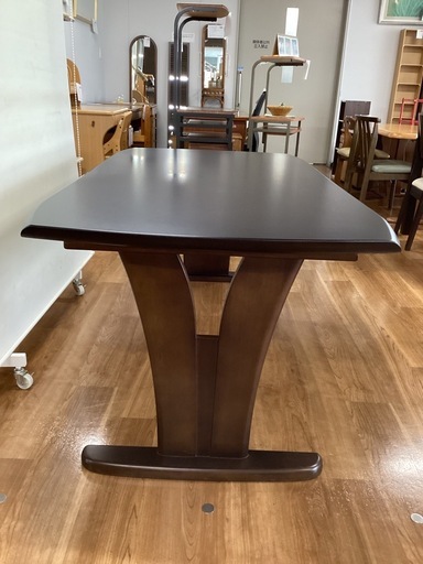 ダイニングテーブル【町田市再生家具】252203