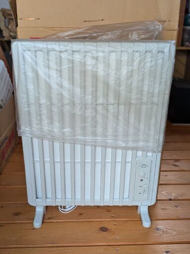 富士ホーローHL-600 CARASARA パネルヒーター (こけし) 中込の季節