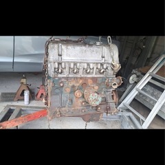 L型4気筒 1800cc エンジンの画像