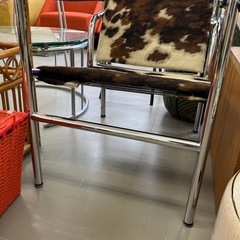 LC1 スリングチェア リプロダクト　コルビジェ　椅子　チェア　牛柄　オシャレ　インテリア　オシャレチェアの画像