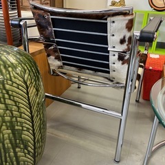 LC1 スリングチェア リプロダクト　コルビジェ　椅子　チェア　牛柄　オシャレ　インテリア　オシャレチェアの画像