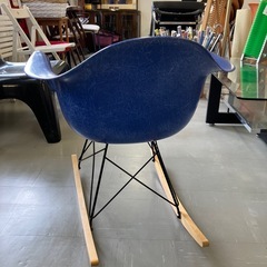 【Herman Miller】イームズ シェルチェア　ロッキングチェア　ハーマンミラー　ブランド家具　デザイナーズ家具　椅子　チェア　オシャレ　インテリア　オシャレ家具の画像