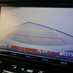 【ローン審査通過率95％！ローンお任せください！】トヨタ プリウス 　Ｓの画像