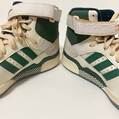 adidas FORUM84HI  26センチ
の画像