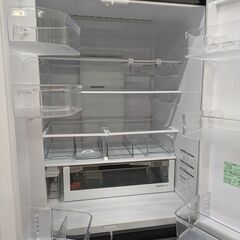 日立 6ﾄﾞｱ冷蔵庫 2021年製の画像
