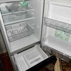 ゆかりん様2日(運搬費込)(即日、深夜ok)オシャレAQUA 2019年　126Lの画像