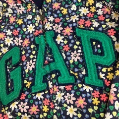 GAP 花柄パーカー フード付き　105の画像