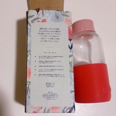 MylittleBoxのウォーターボトルの画像